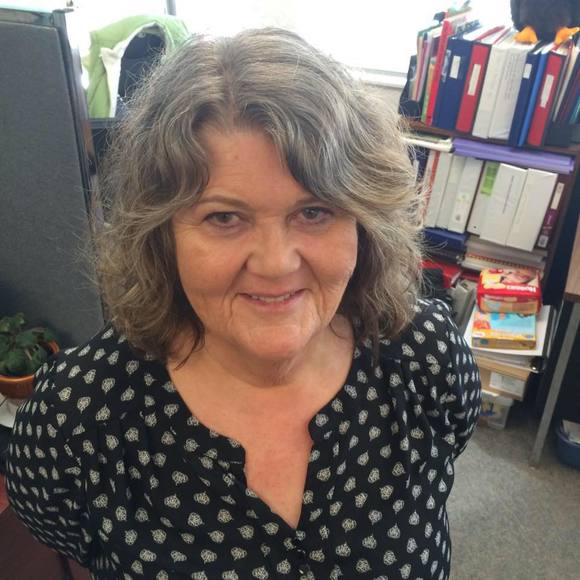 Meet your Posher, Lee - Picture 1 of 1